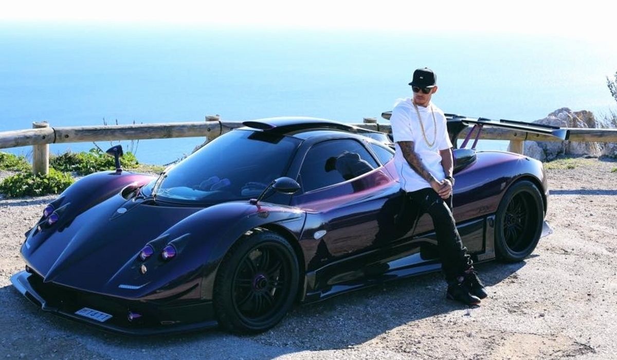 Lewis Hamilton cam lai Pagani Zonda 760 LH tai Monaco hinh anh