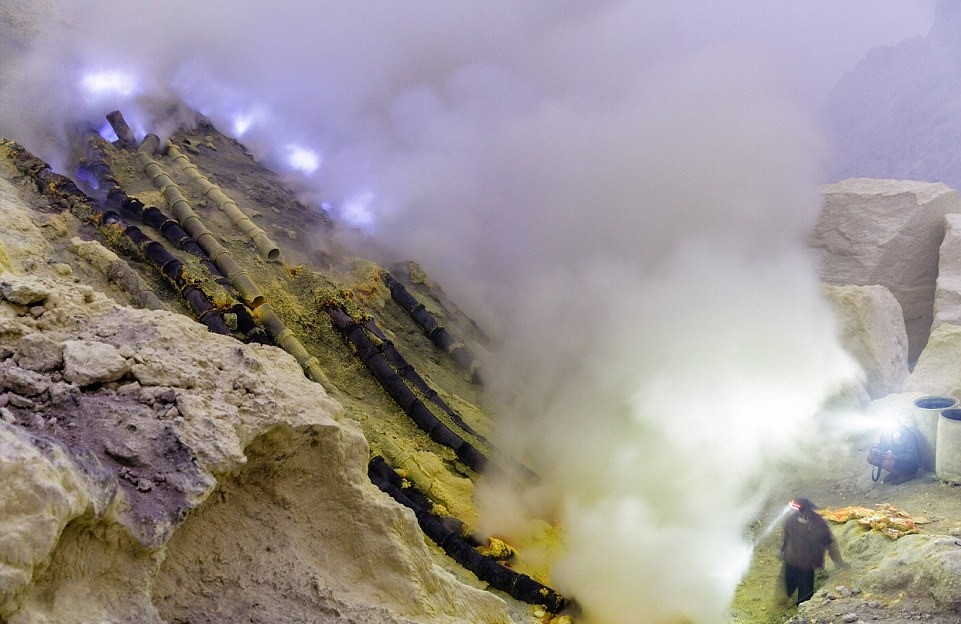 nui lua o Indonesia anh 10