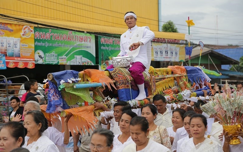 phong tuc chau A anh 11