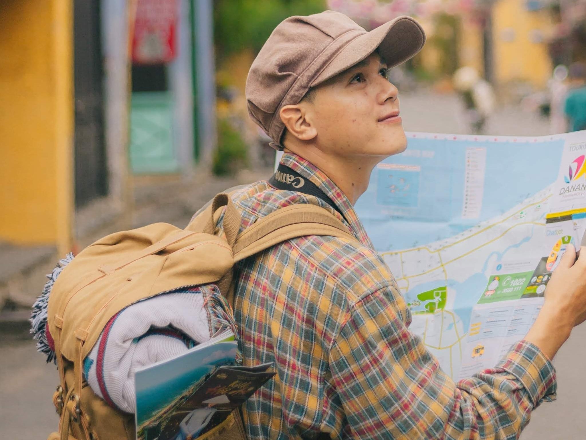 Ngay Quoc khanh tron Ha Noi, ve Hoi An ngam ve dep binh yen hinh anh