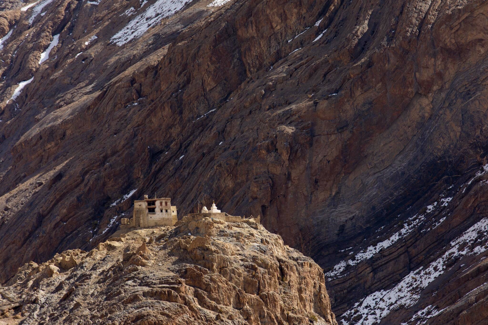 kham pha ve dep day Himalaya anh 37