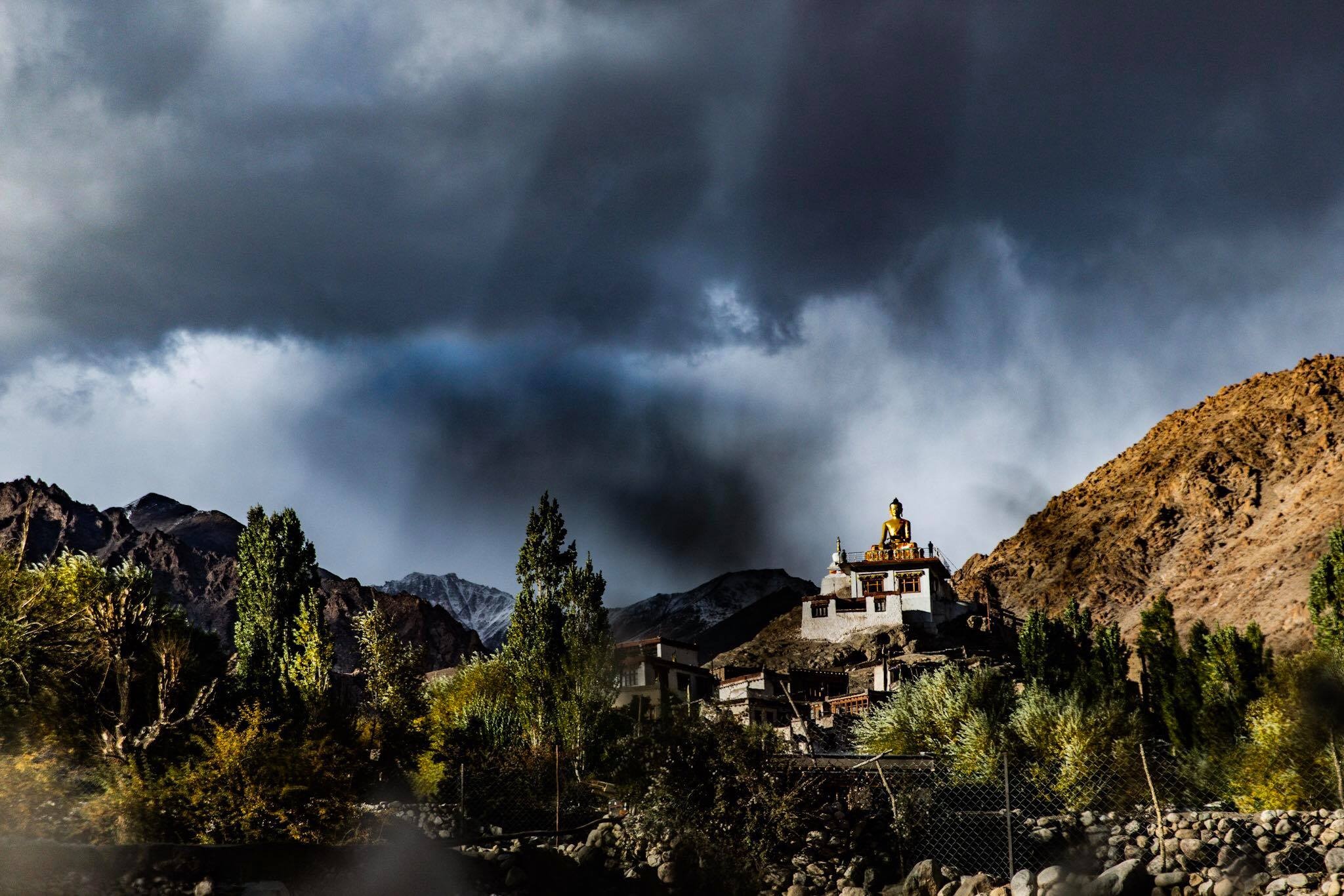 kham pha ve dep day Himalaya anh 11