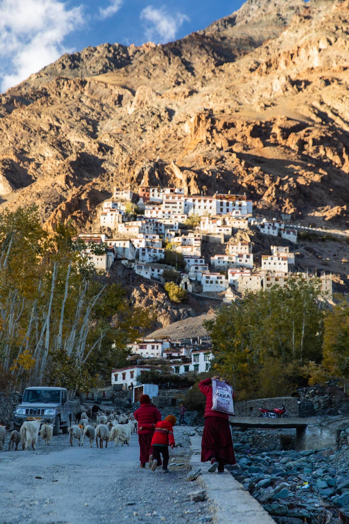 kham pha ve dep day Himalaya anh 39