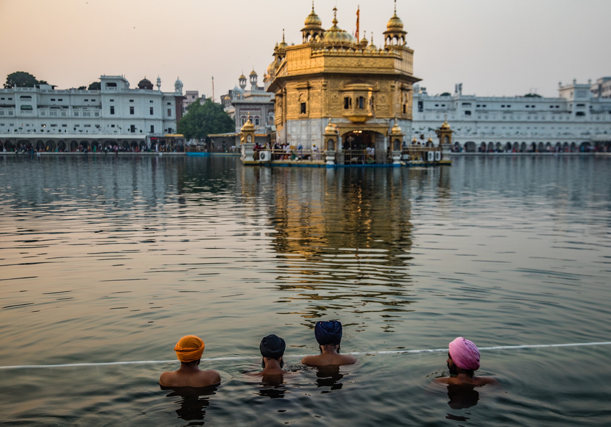 kham pha ve dep day Himalaya anh 56