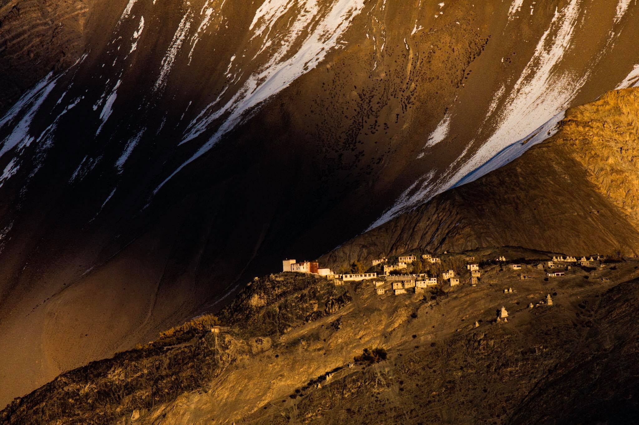 kham pha ve dep day Himalaya anh 35