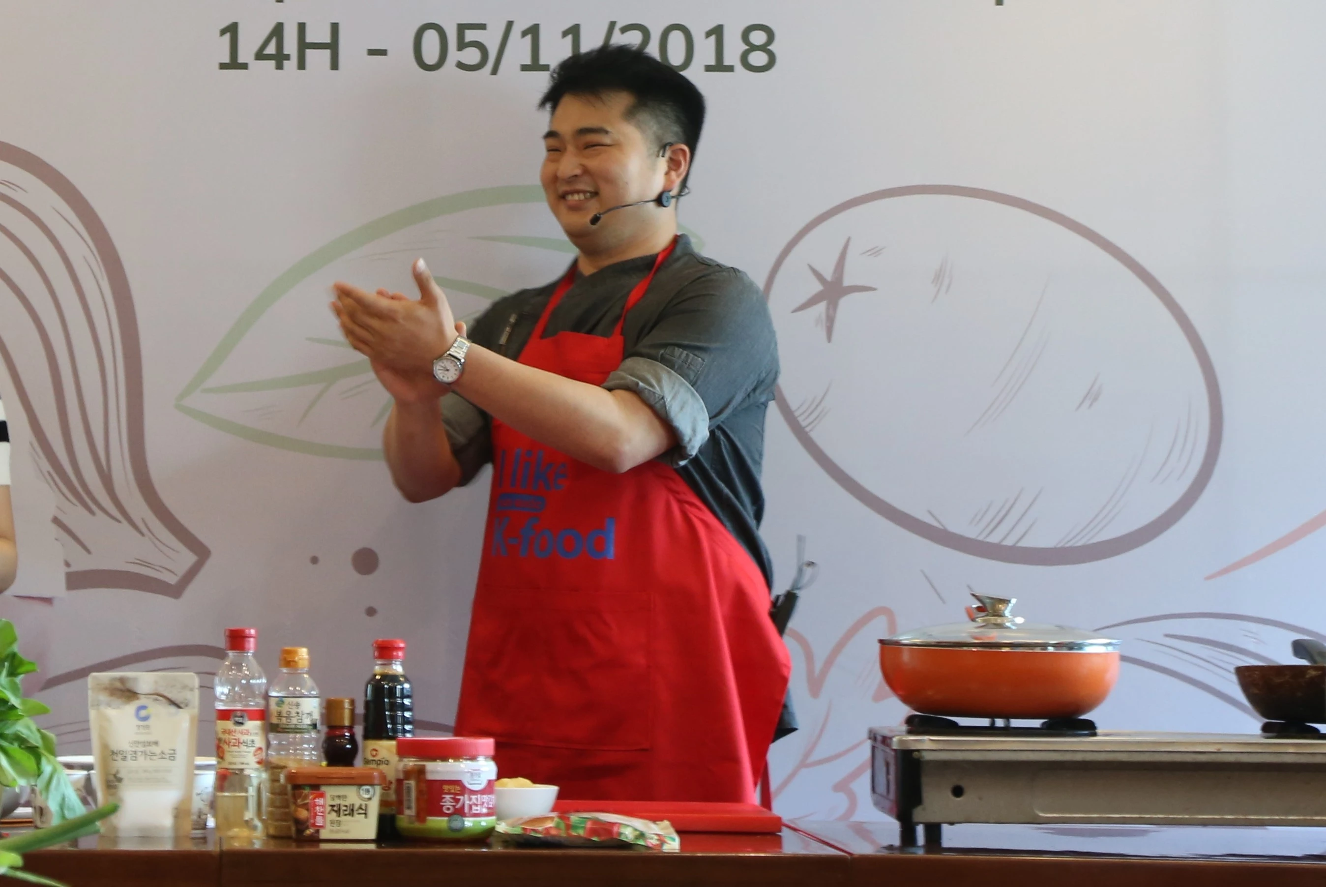 Dau bep noi tieng Han Quoc anh 1