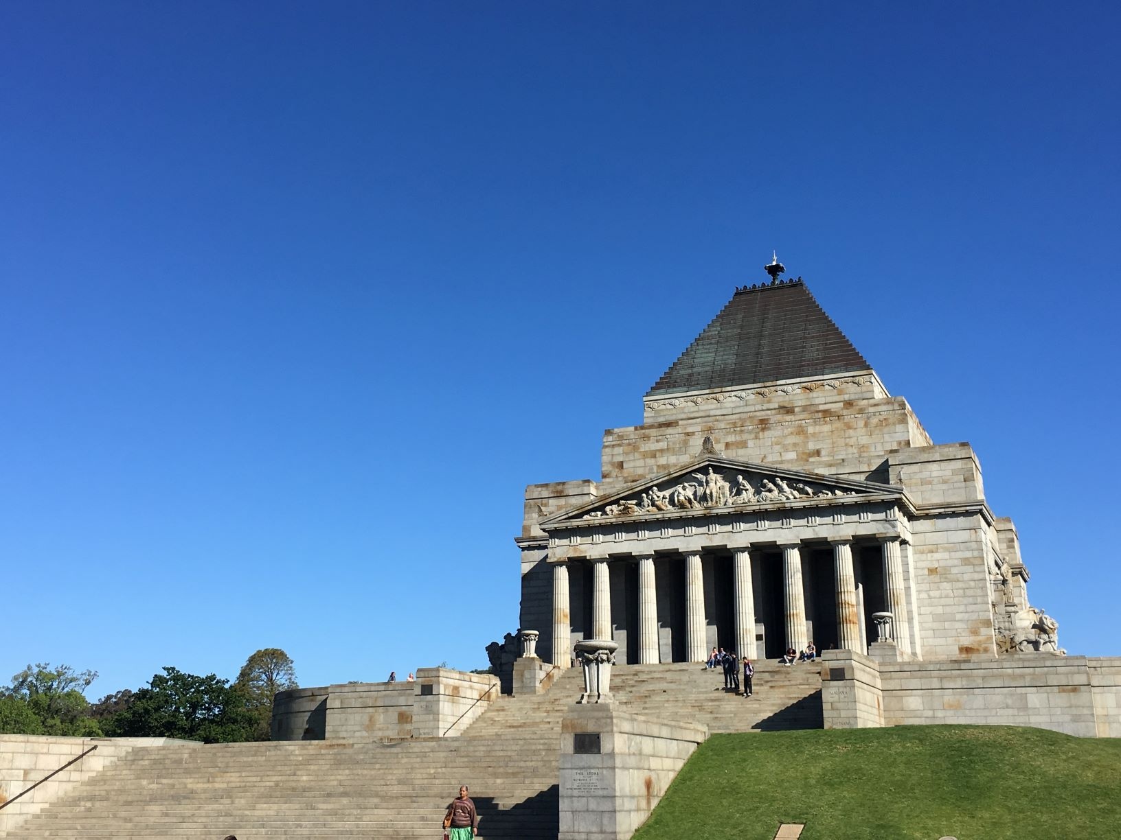 Dai tuong niem o Melbourne anh 2