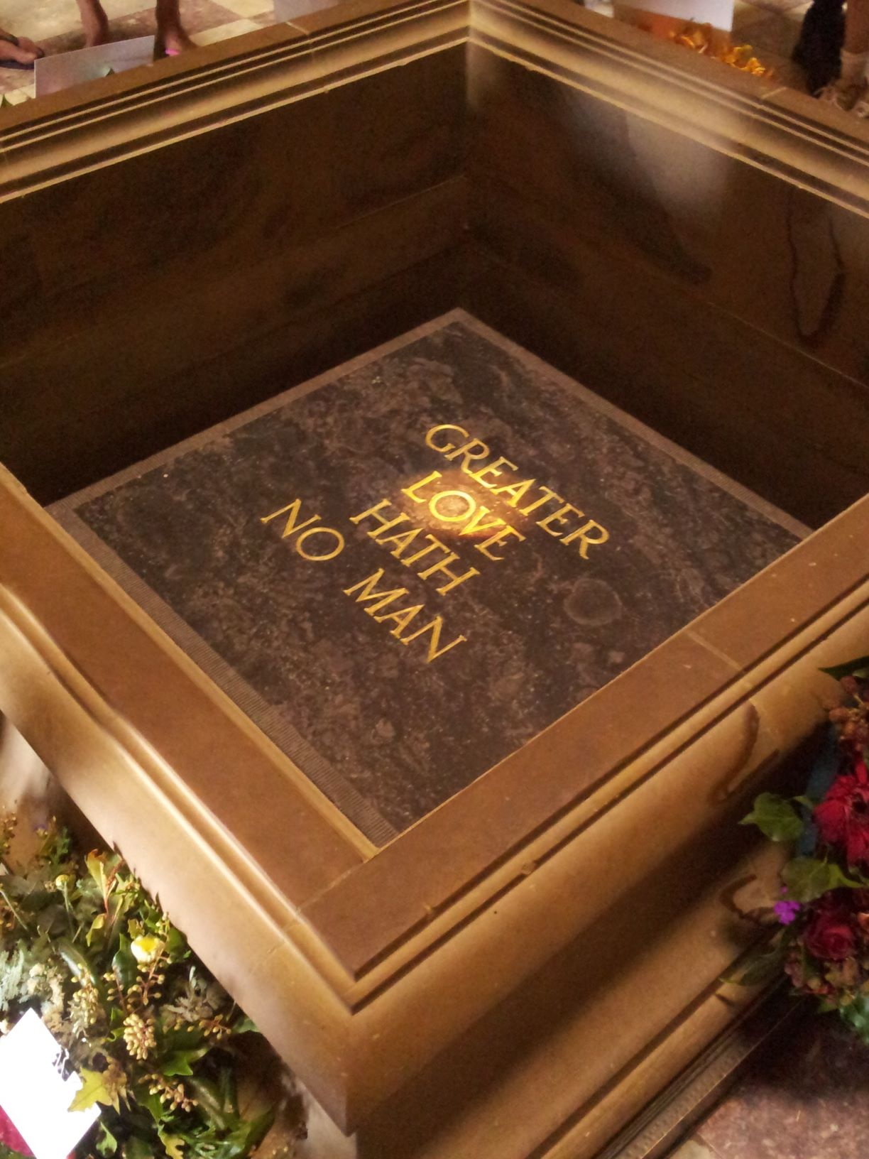 Dai tuong niem o Melbourne anh 12