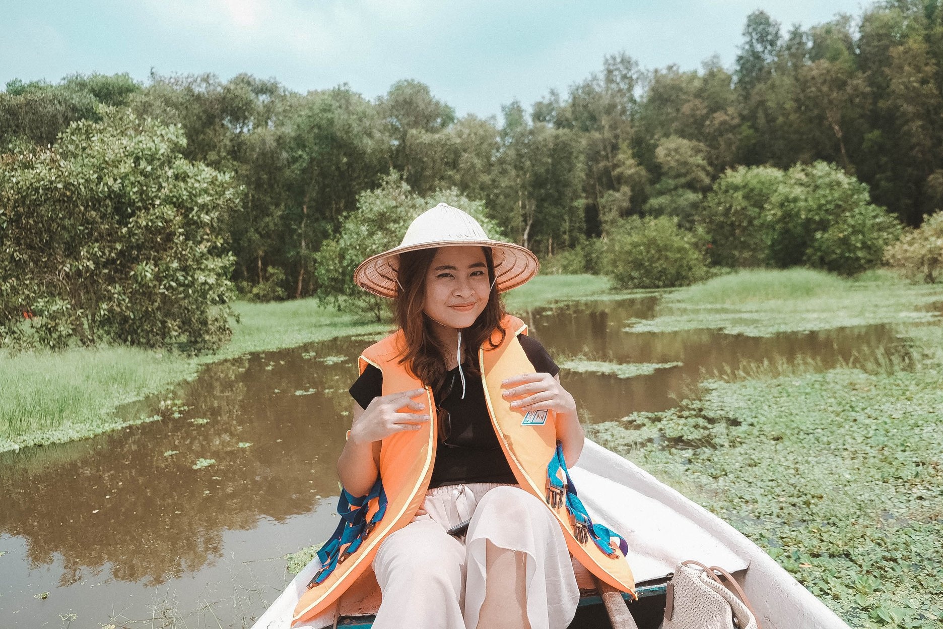 Tham mien Tay dip Tet Duong lich, di mai chang het cho choi hinh anh