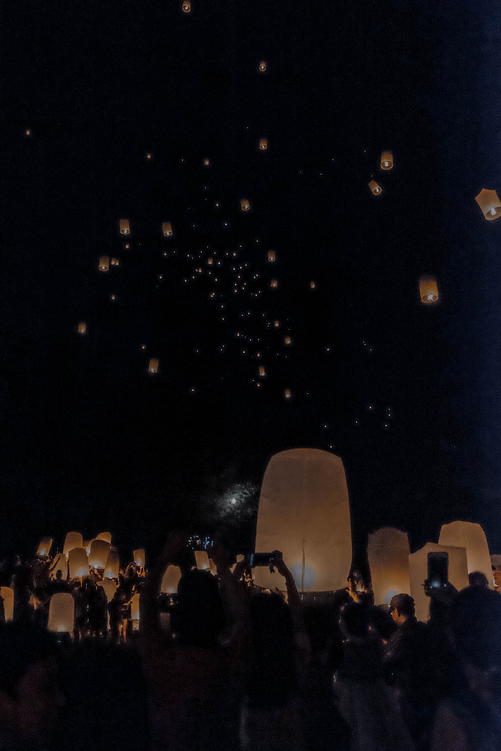 Tha den troi o Thai Lan anh 23