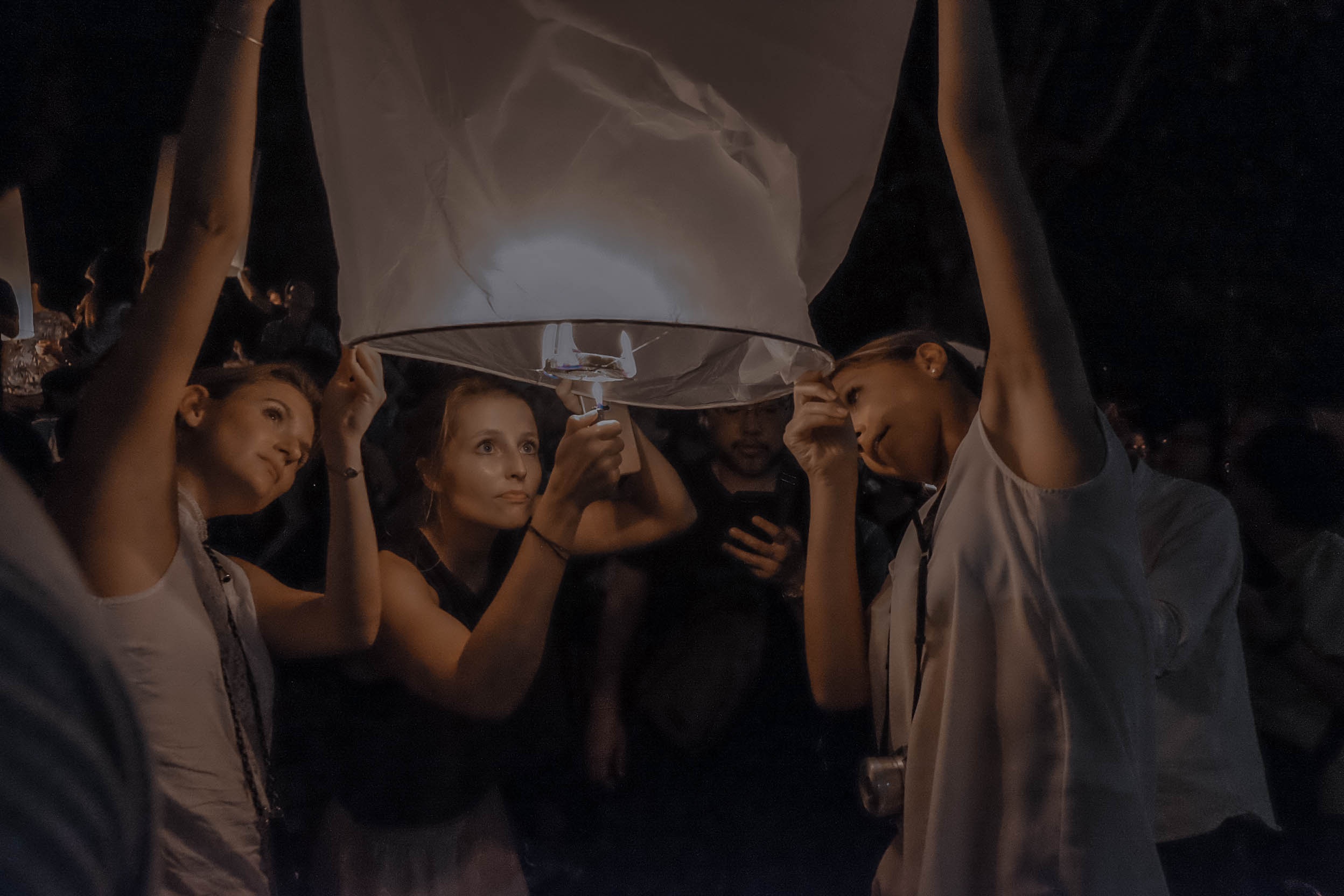 Tha den troi o Thai Lan anh 48