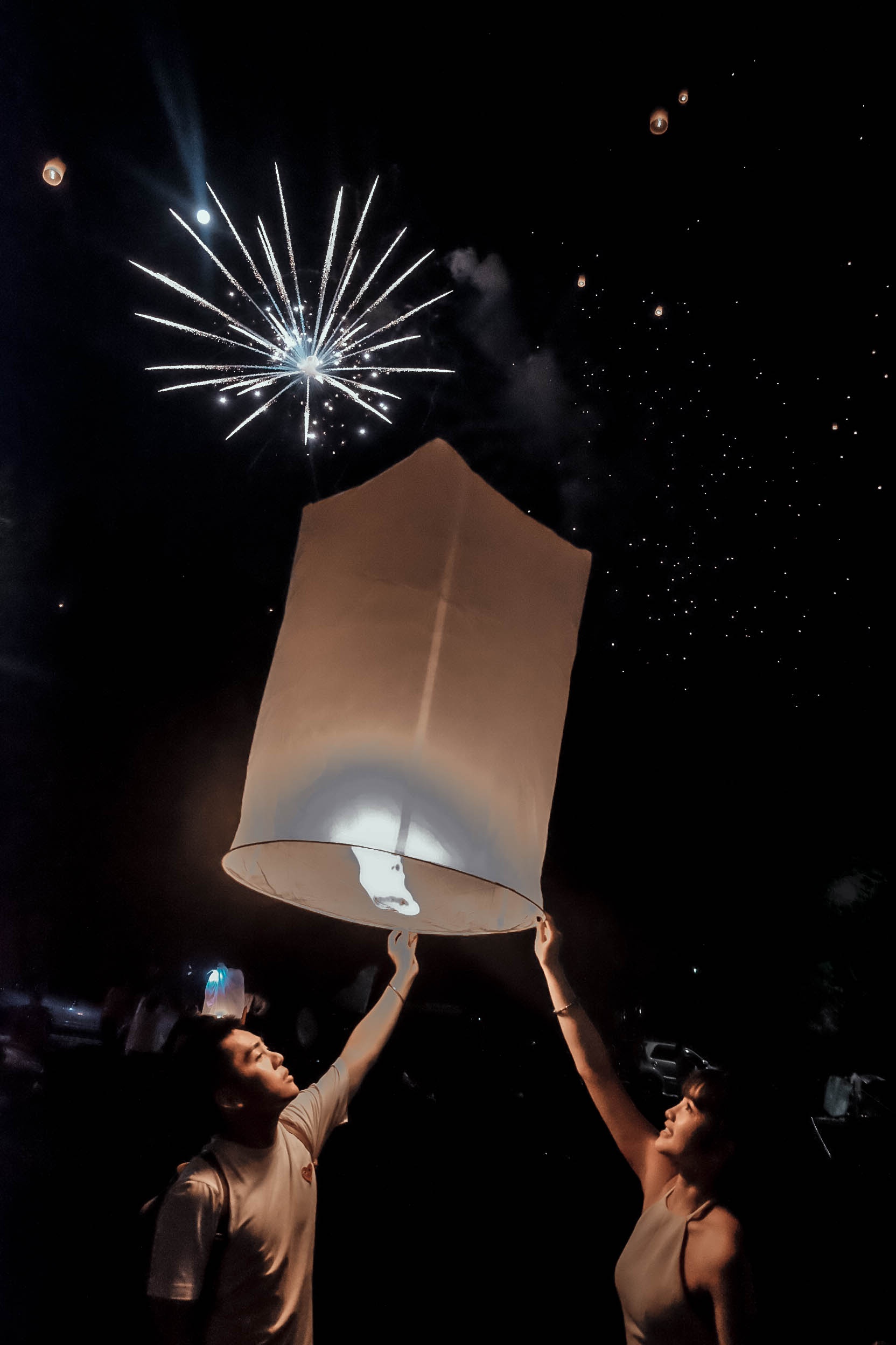 Tha den troi o Thai Lan anh 3