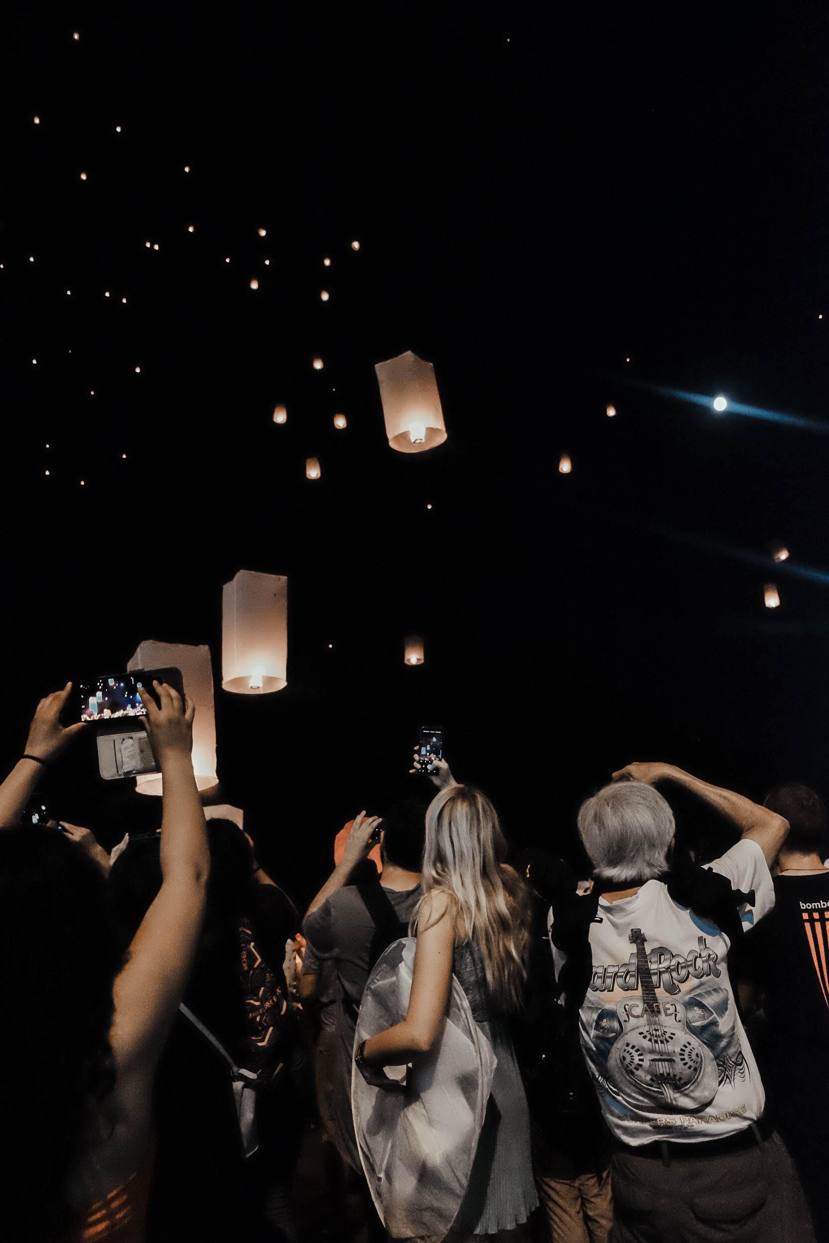 Tha den troi o Thai Lan anh 4