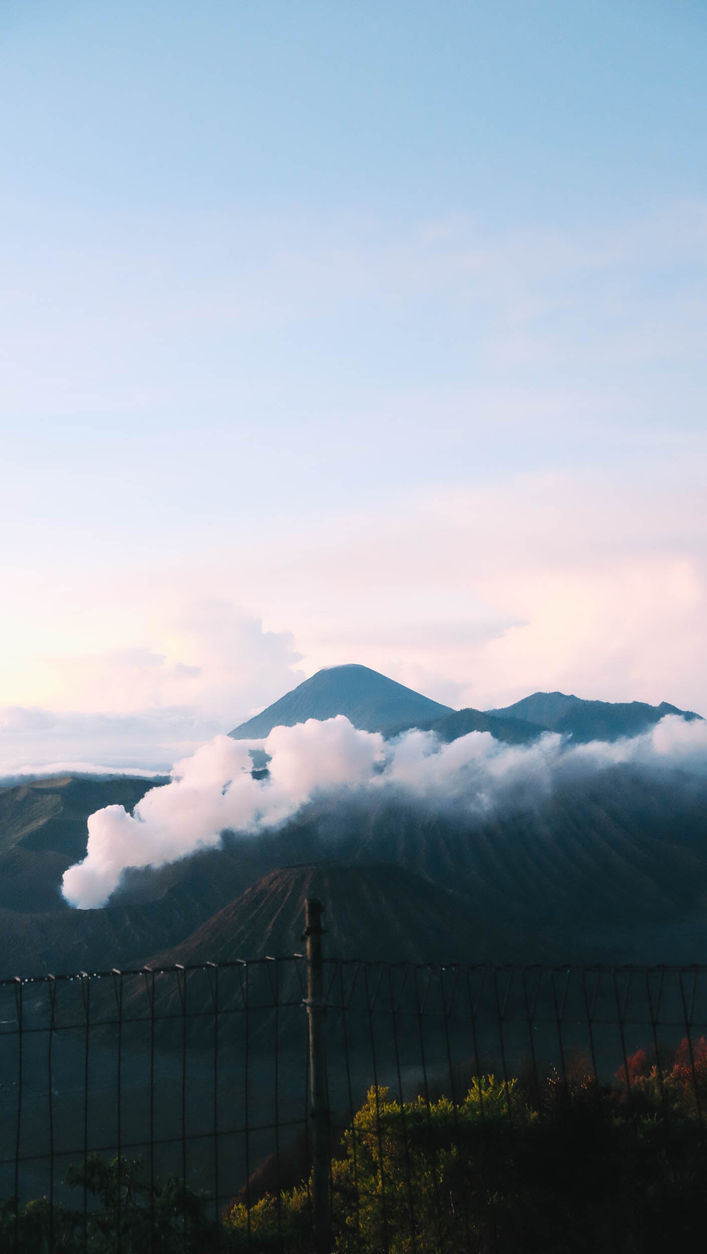 Nui lua Bromo,  Indonesia anh 40