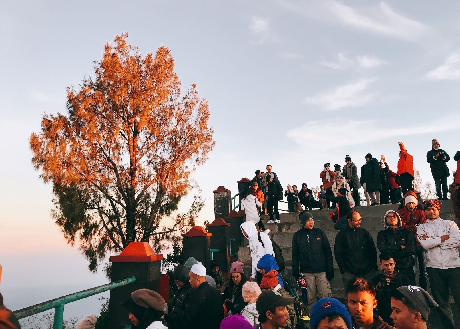 Nui lua Bromo,  Indonesia anh 52