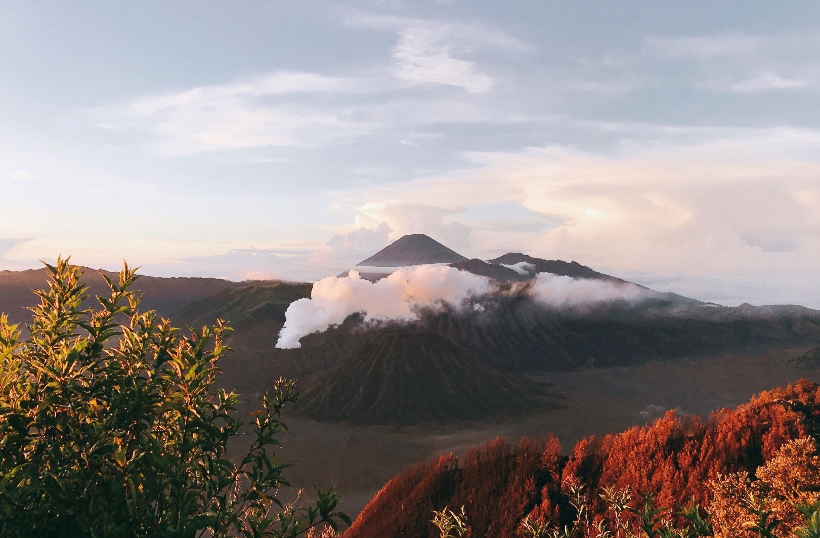 Nui lua Bromo,  Indonesia anh 1