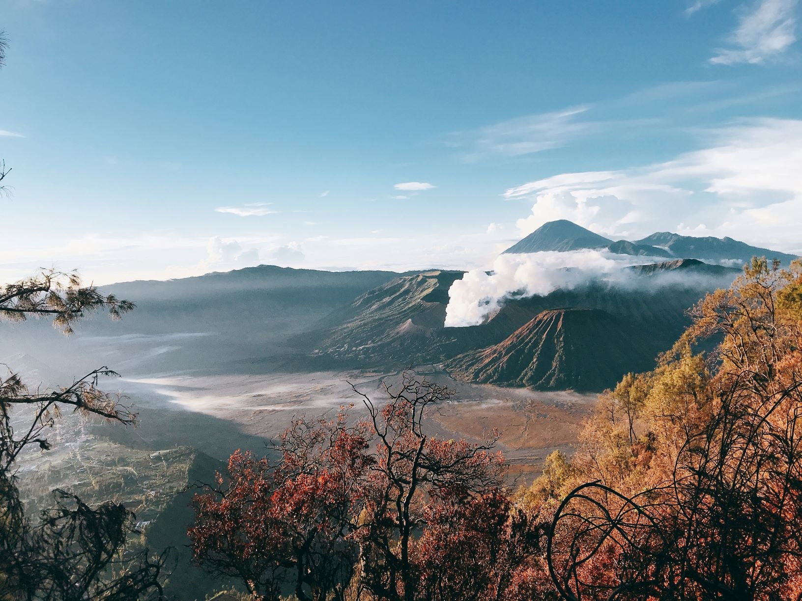 Nui lua Bromo,  Indonesia anh 55