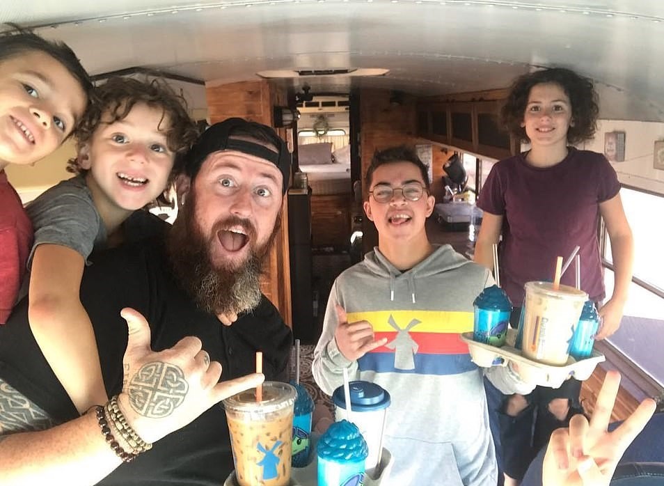 Vong quanh nuoc My bang xe bus anh 3