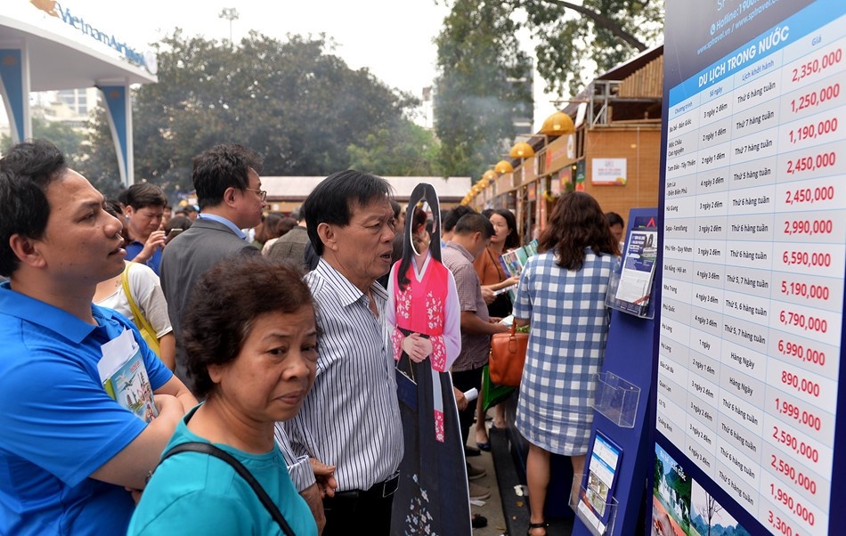 Hang nghin ve may bay, tour gia re tai hoi cho du lich VITM 2019 hinh anh