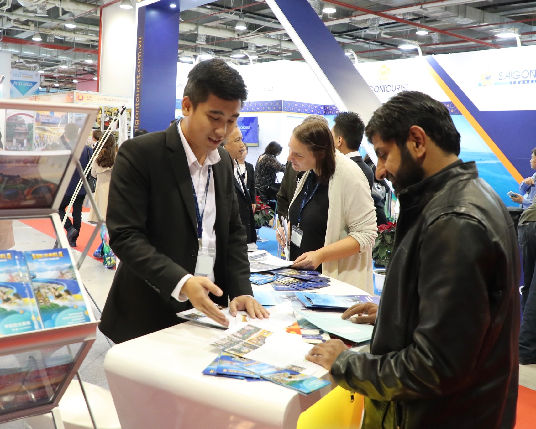 Hoi cho Travex anh 9