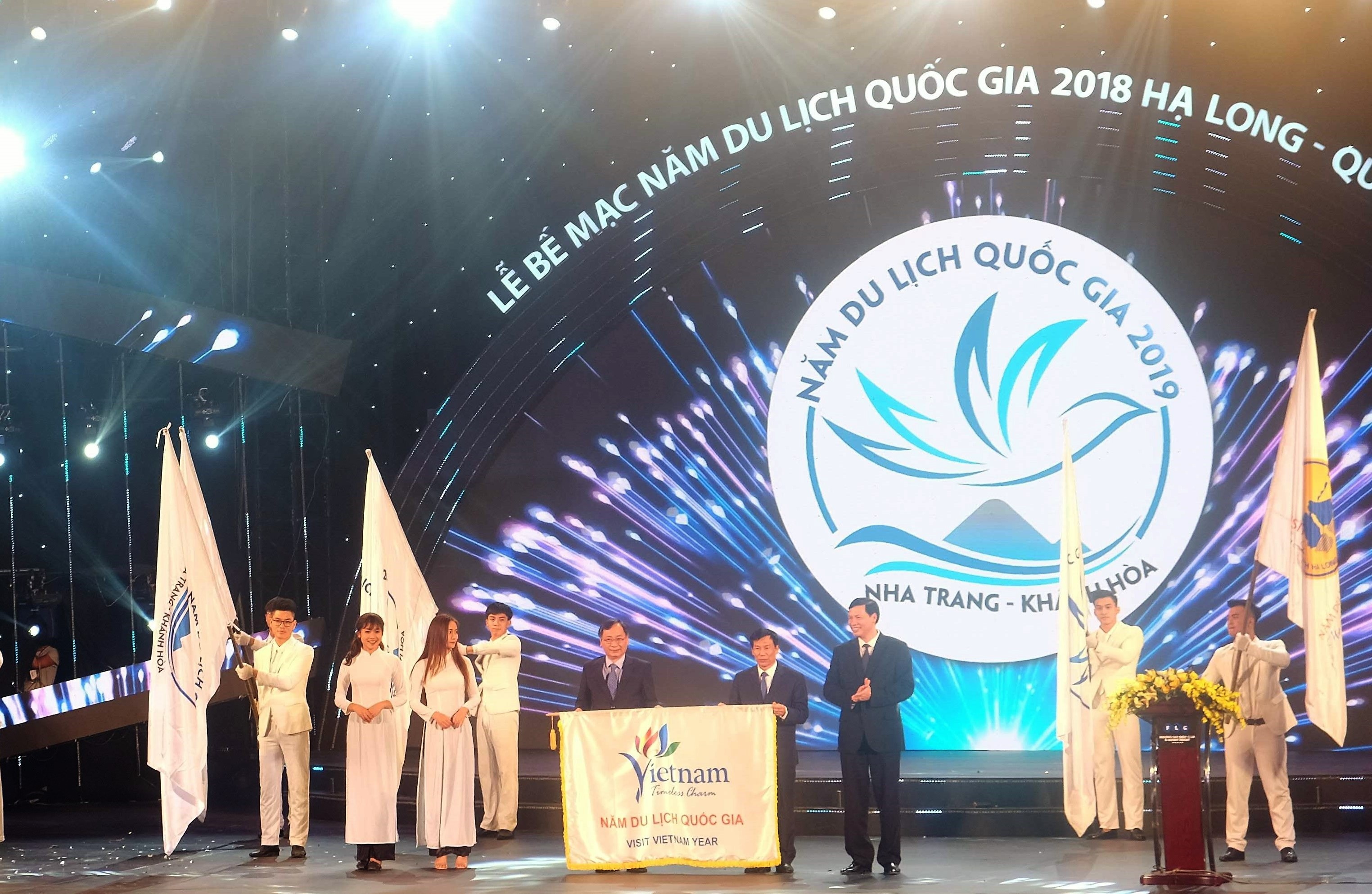 Be mac nam du lich quoc gia anh 2