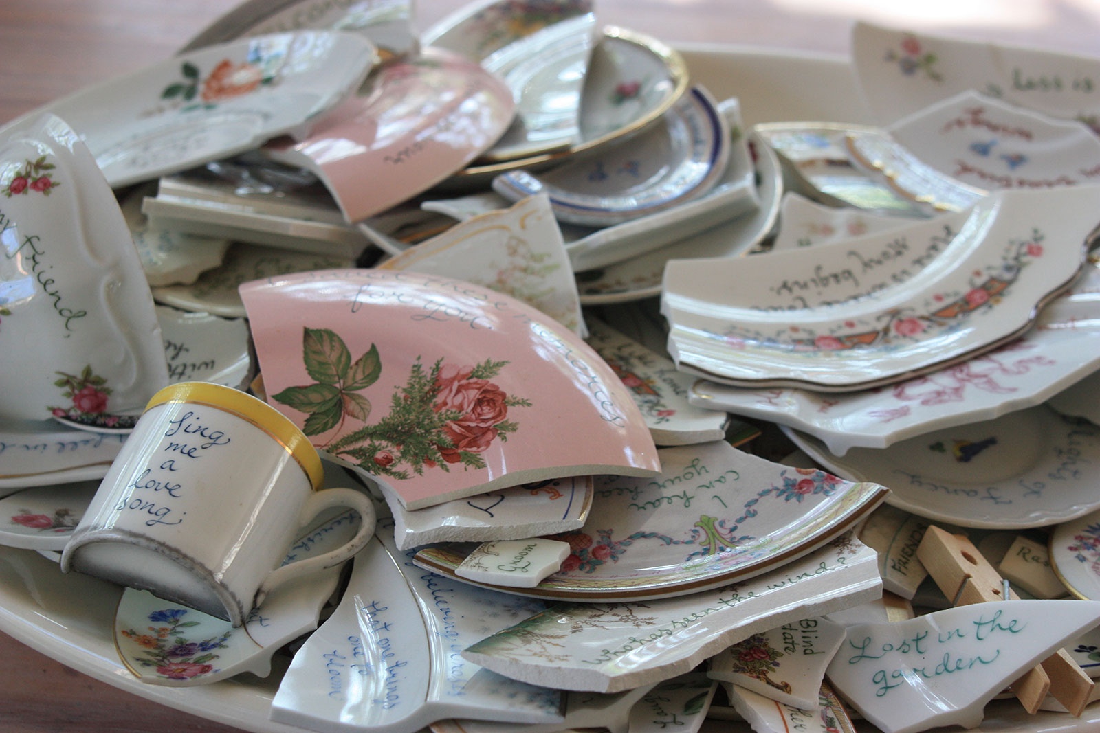 Tuc le quai dan dem giao thua anh 2