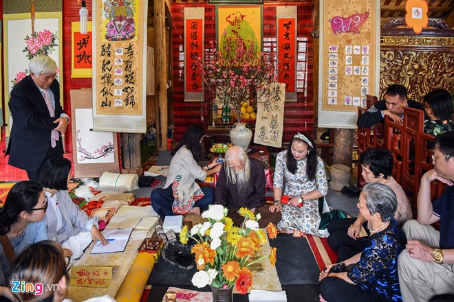 Hoat dong du lich tai Ha Noi dip Tet Nguyen dan anh 1