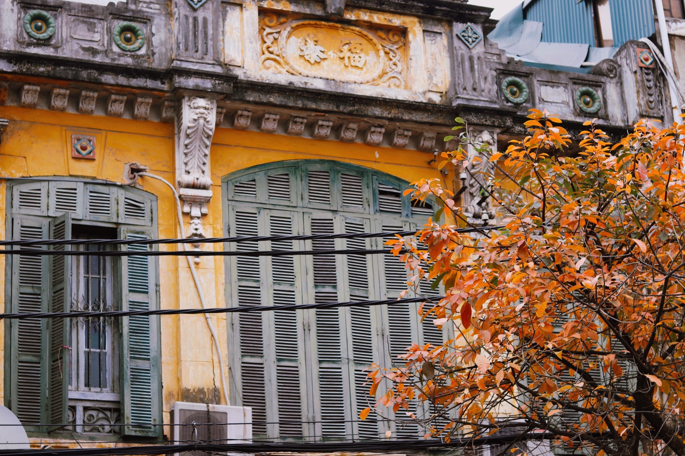 Ha Noi giao mua anh 2