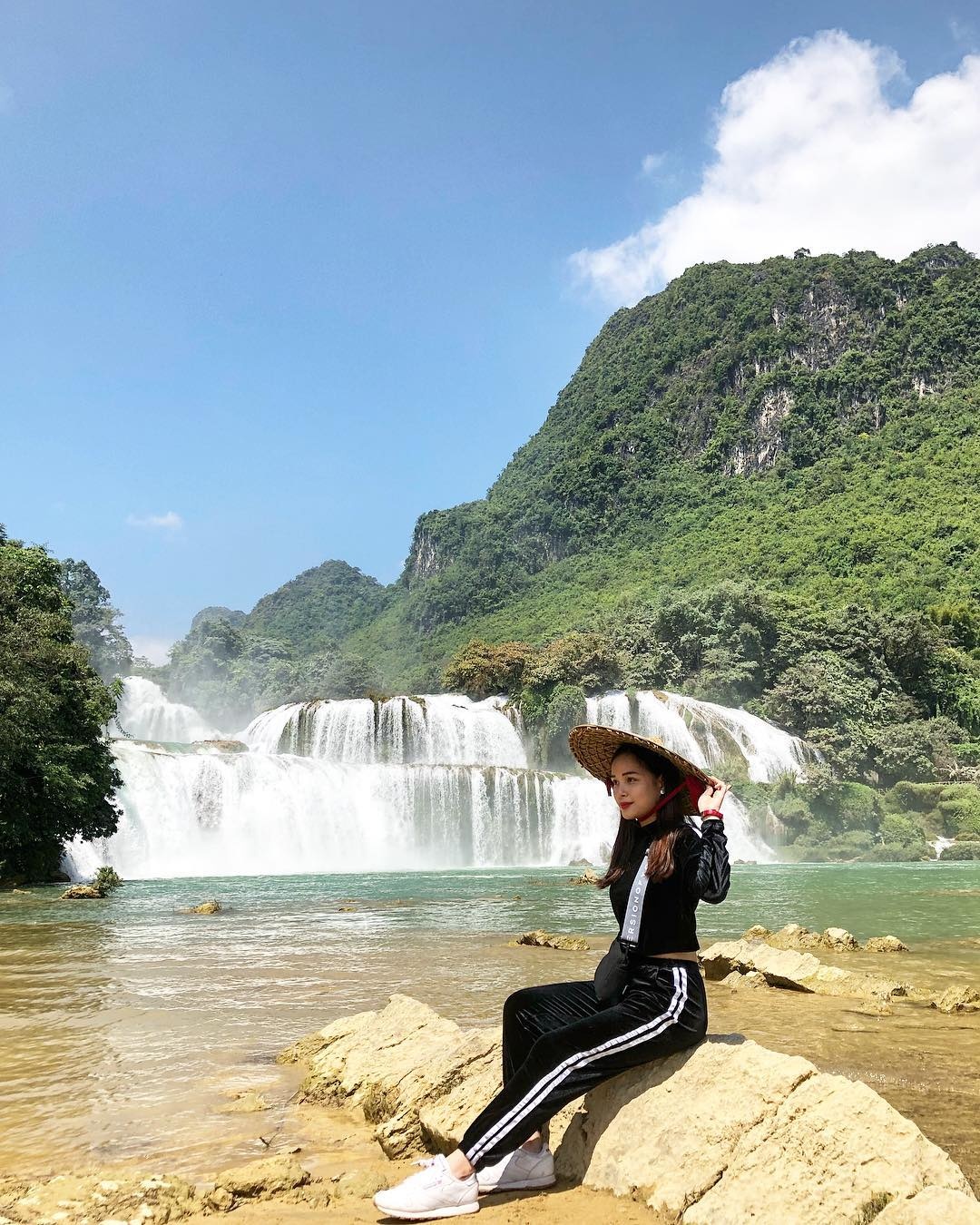 9X tang hoa Tong thong Donald Trump anh 2