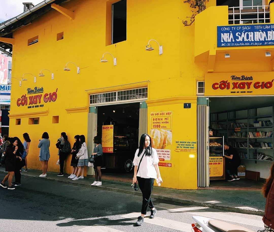 Check-in du lich anh 9