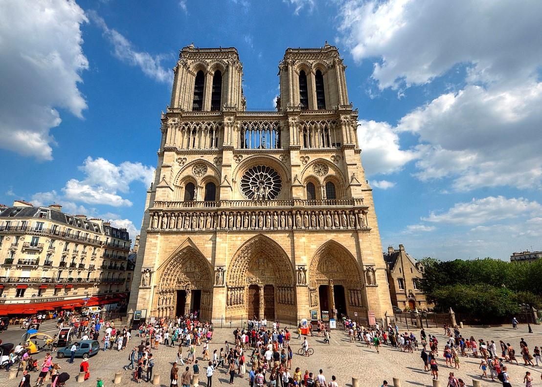 5 su that ve Nha tho Duc Ba Paris danh cho du khach hinh anh