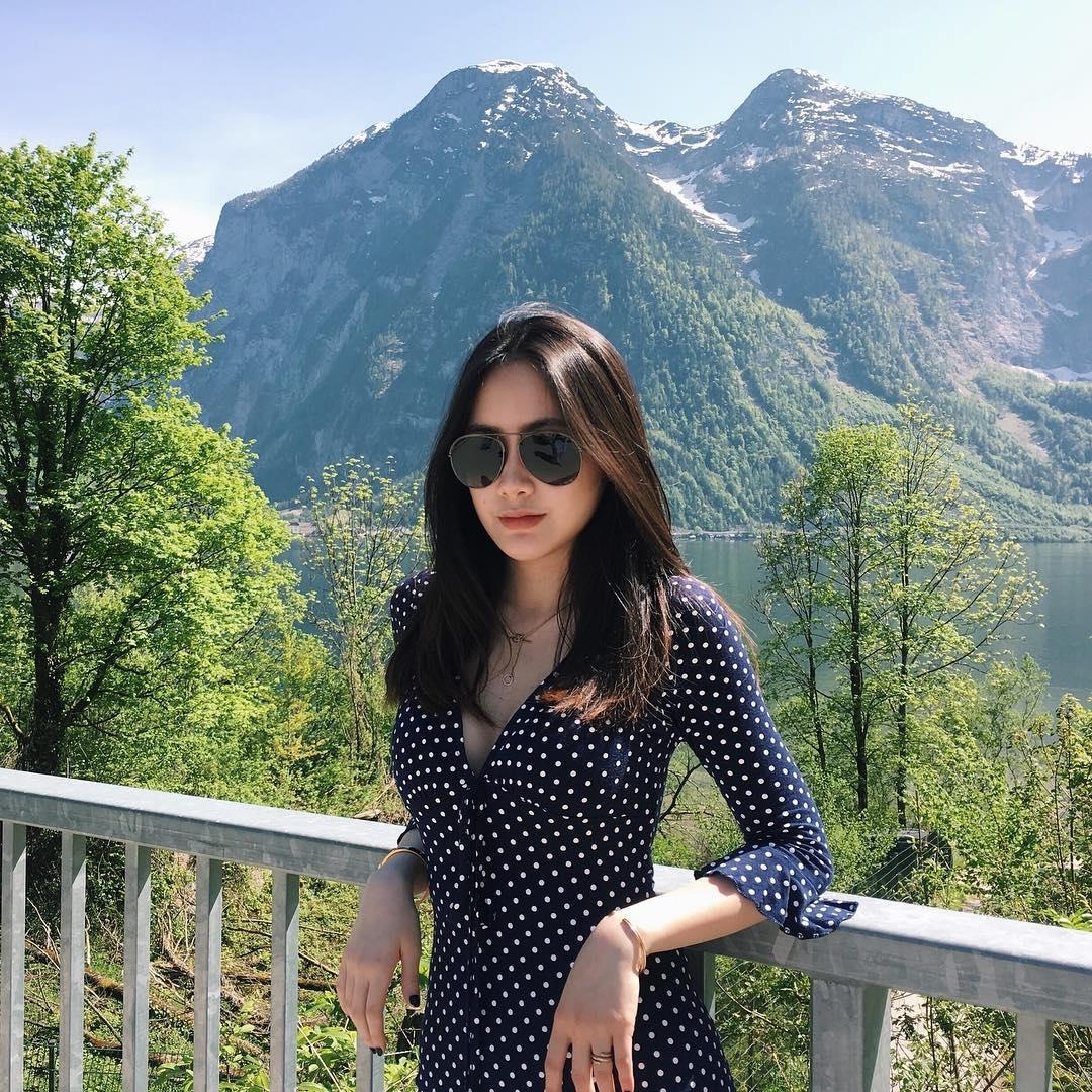 Anh du lich cua hot girl Lao goc Viet anh 8