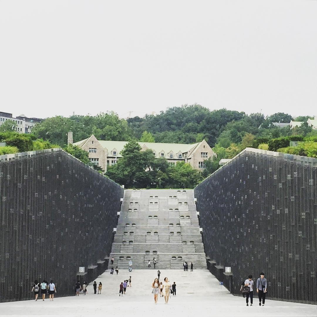 Han Quoc trong MV Duc Phuc anh 2