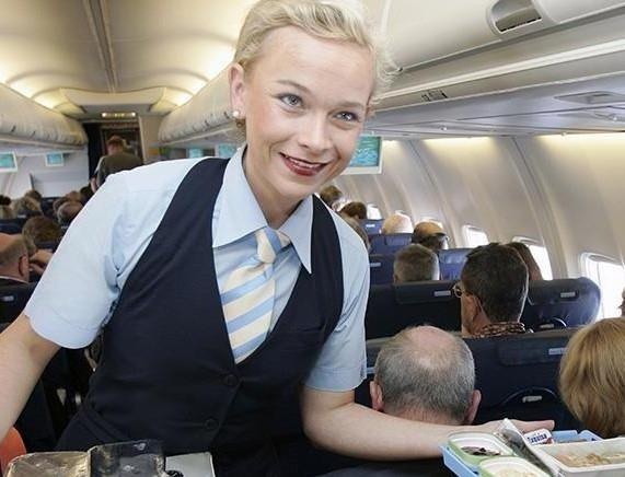 Tiep vien hang khong tiet lo nhung kieu hanh khach kho ua hinh anh