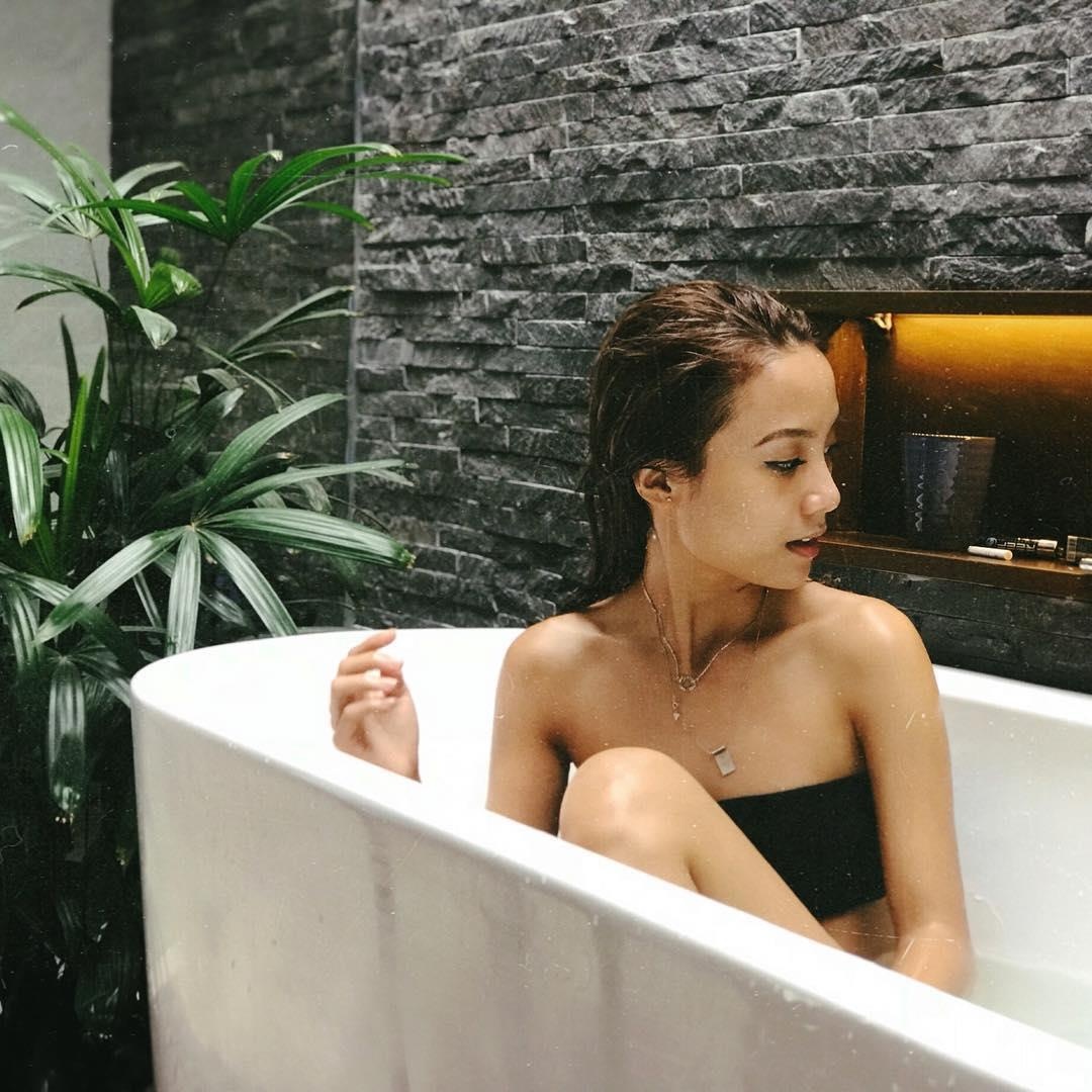 Check-in bon tam anh 5