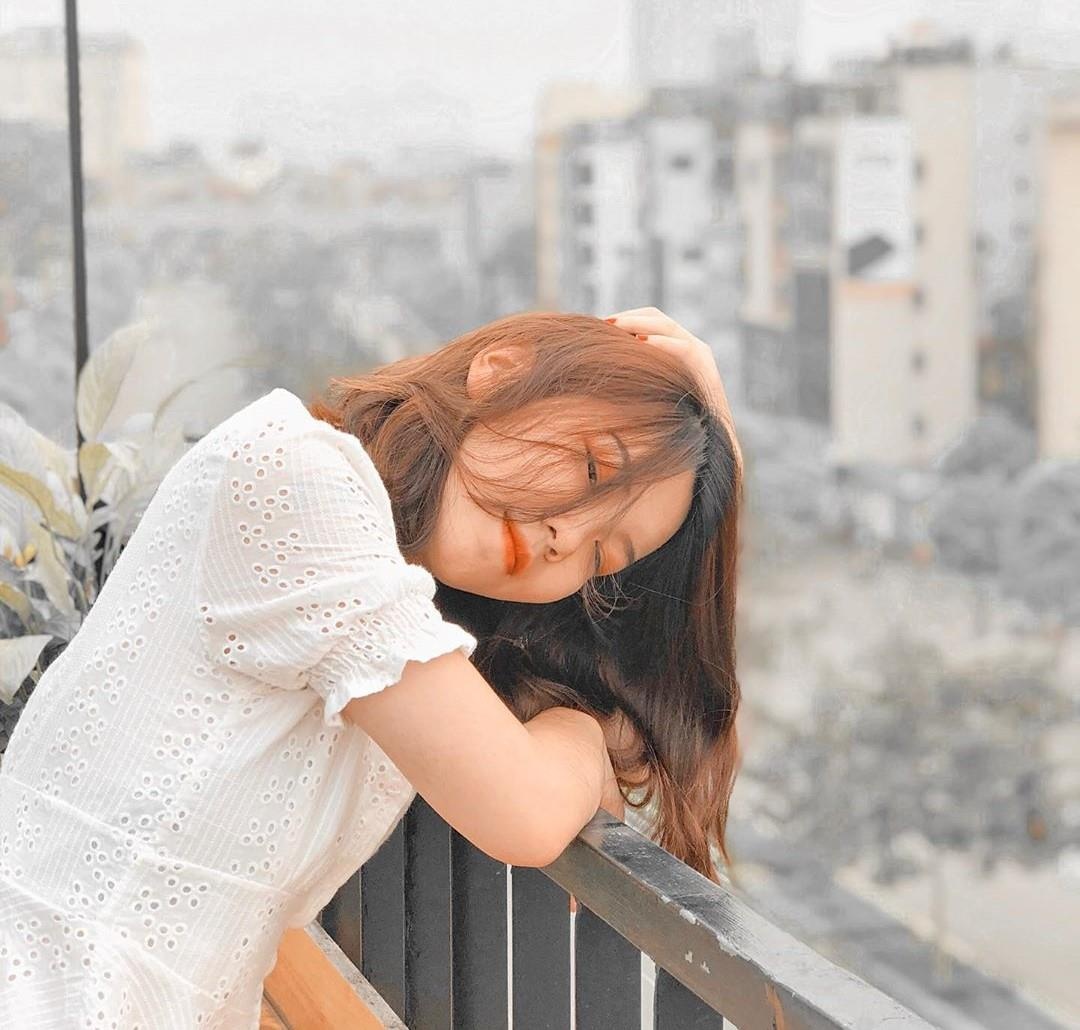 Quan ca phe cau thang vo cuc Ha Noi anh 9