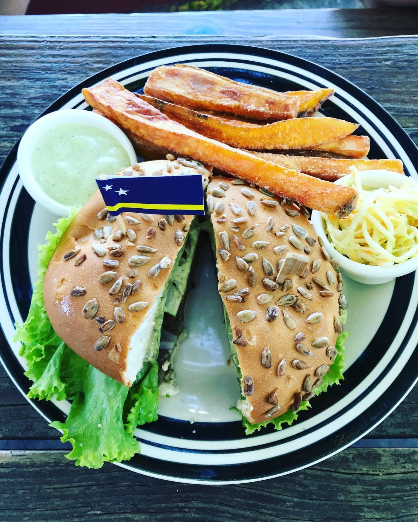 Am thuc Curacao anh 4