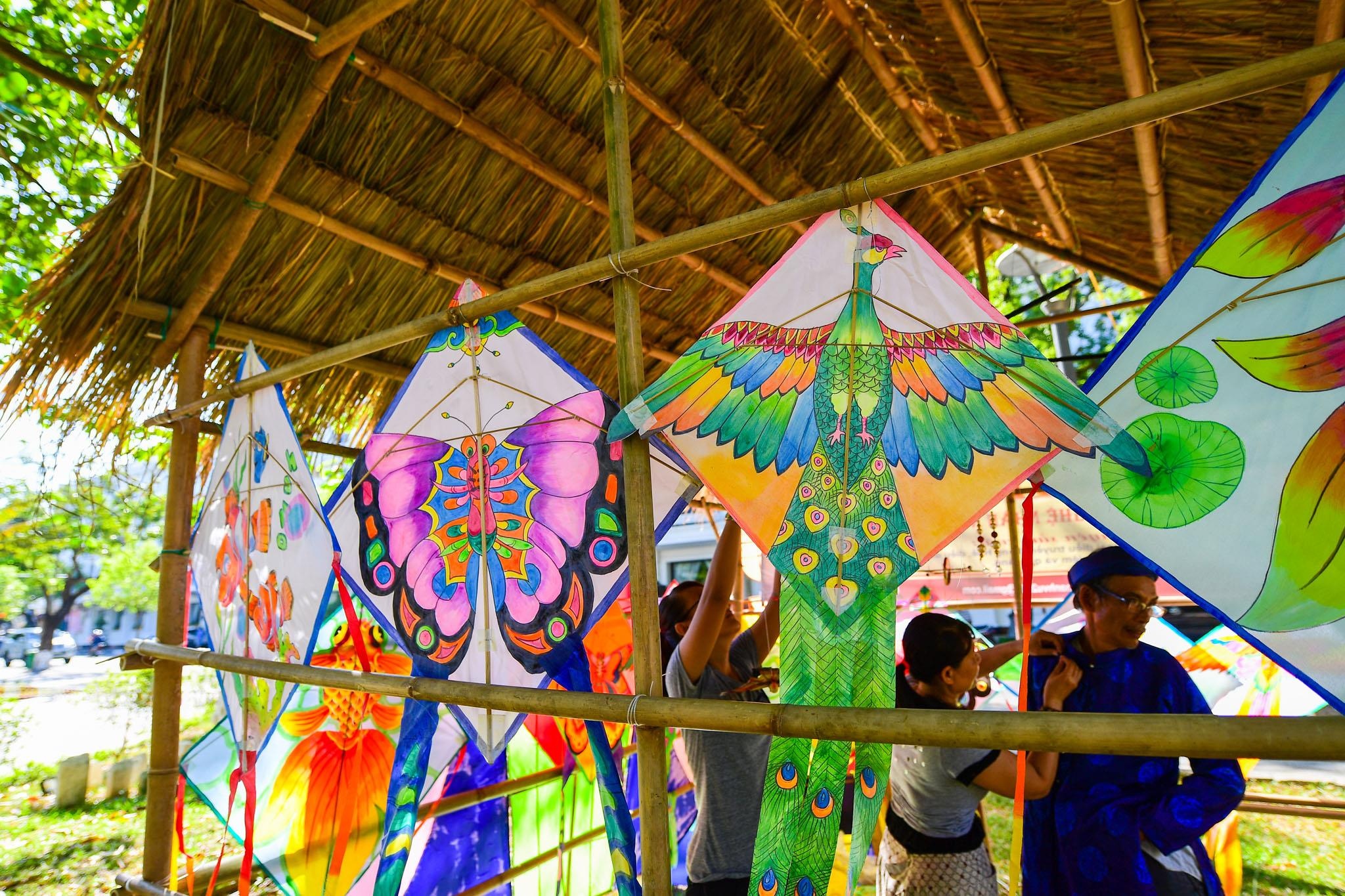 Le hoi tha dieu Hue anh 15