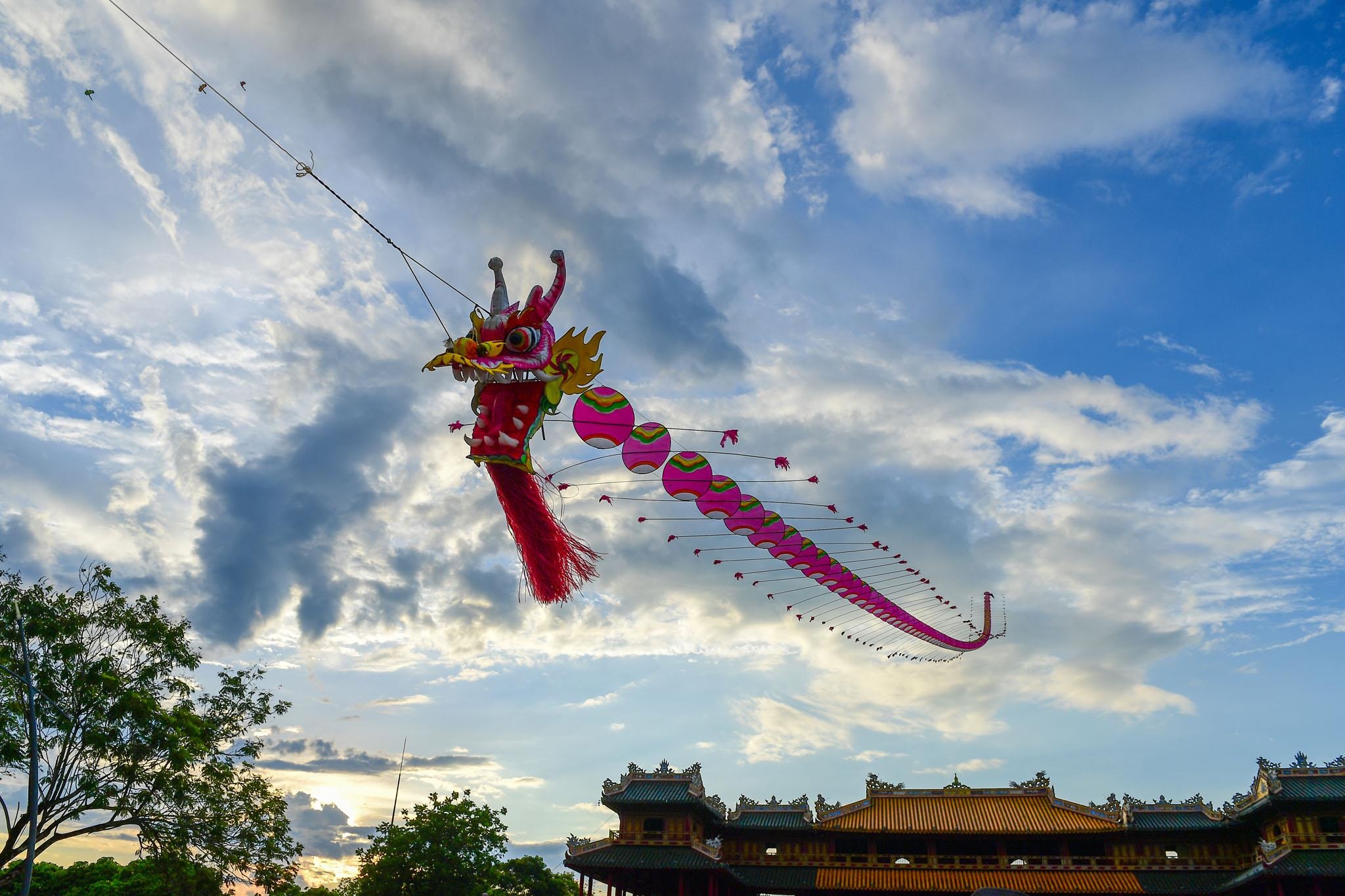 Le hoi tha dieu Hue anh 7