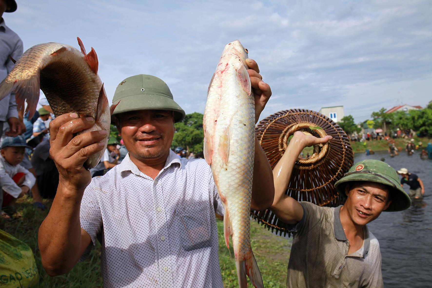 Le hoi danh bat ca anh 9