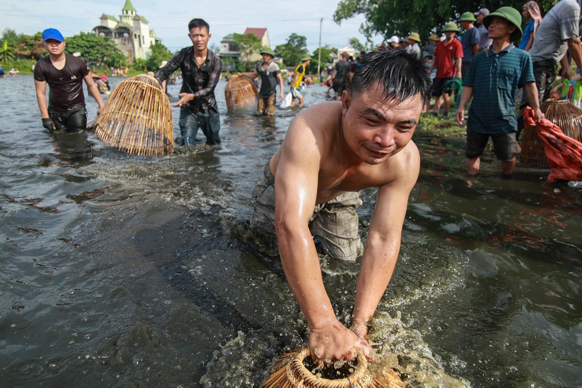 Lễ hội đánh bắt cá ảnh 4 Le hoi danh bat ca anh 4