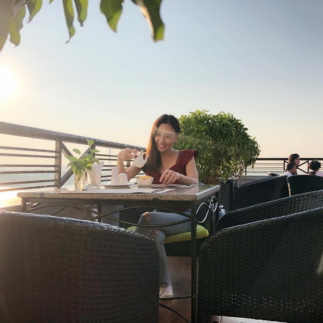 Khach san 4 sao anh 17