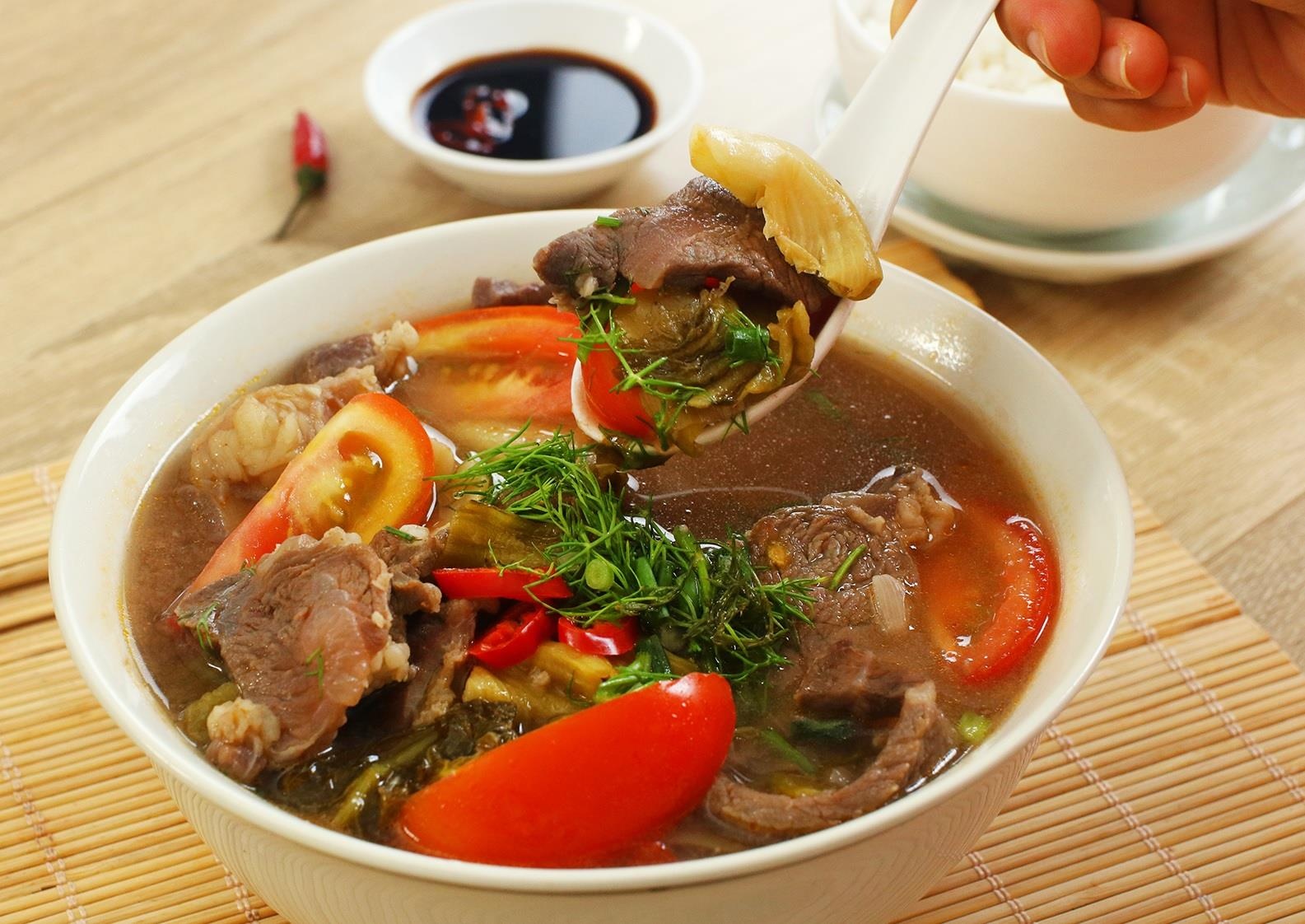 Canh bo dua chua va 6 mon ngon nap nang luong ngay he oi buc hinh anh