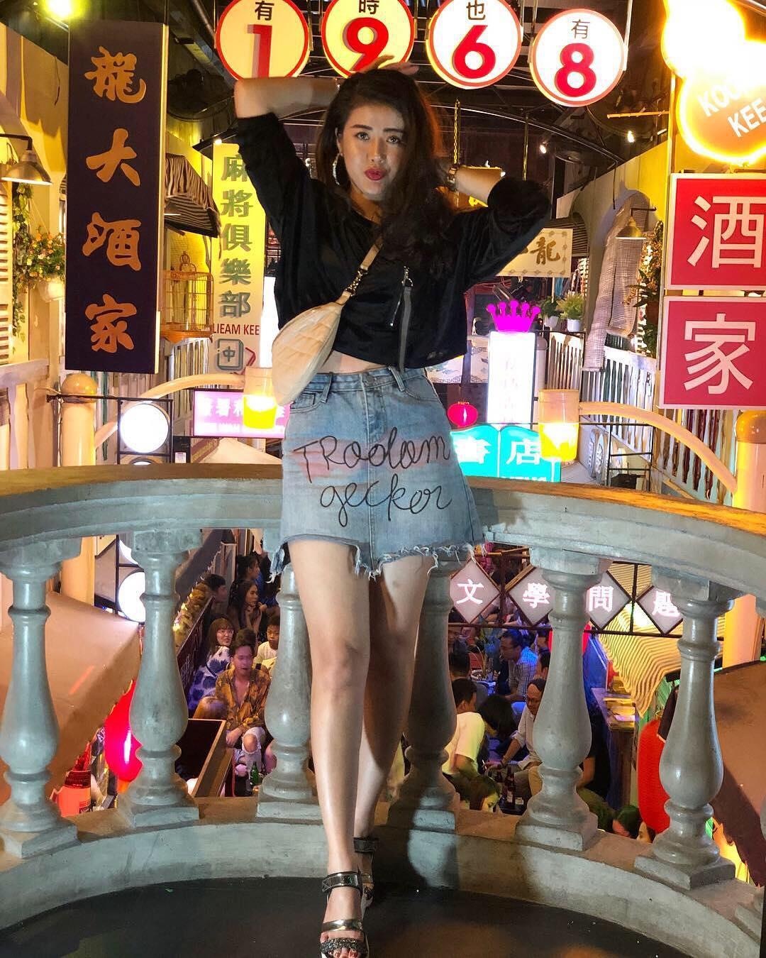 Hem bia Sai Gon anh 1