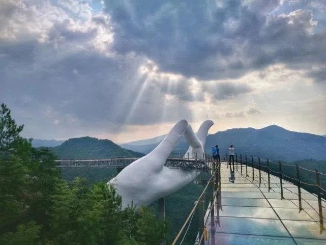 Cong trinh dao nhai o Trung Quoc anh 1