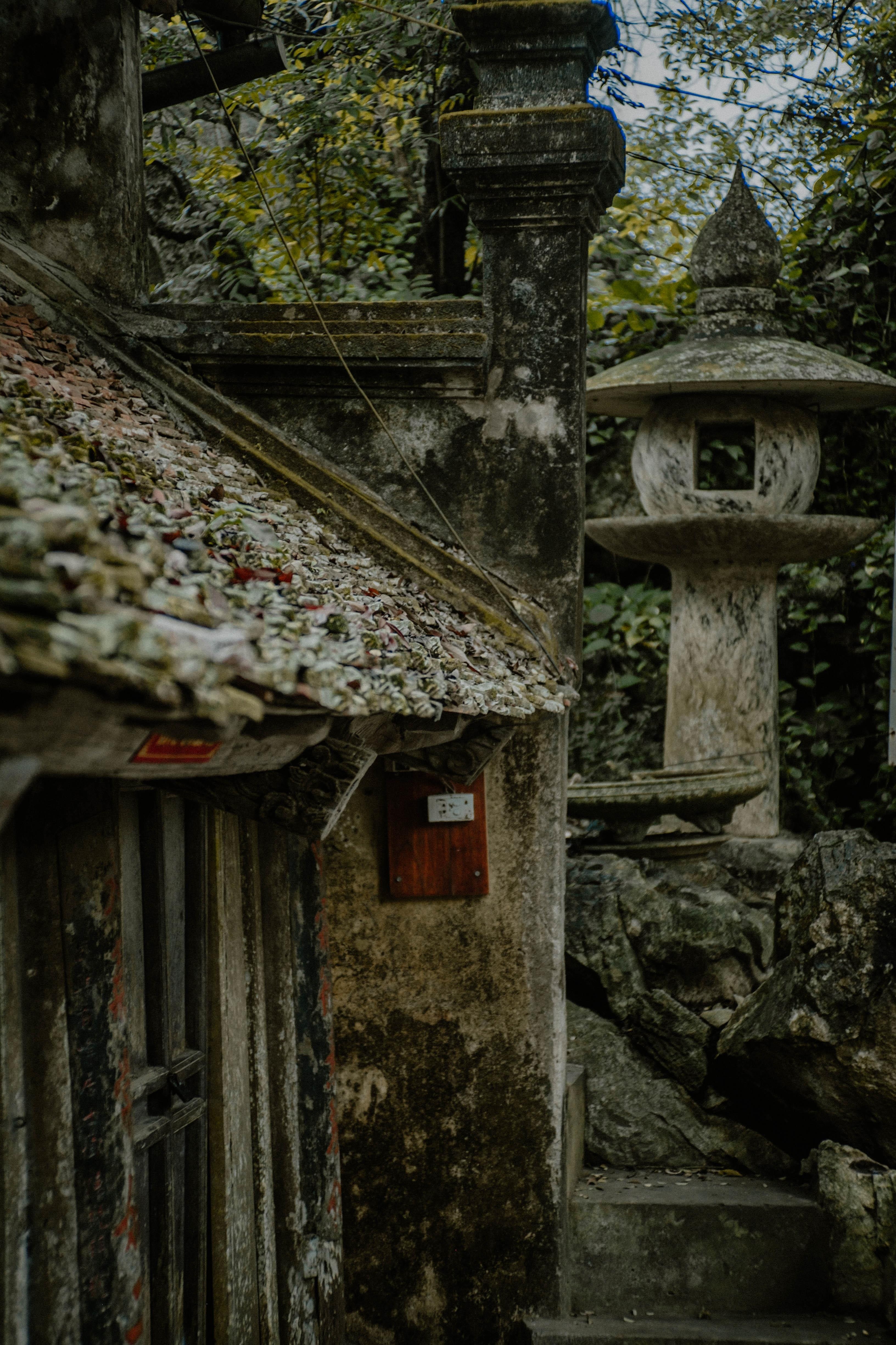 Chua gan Ha Noi anh 12