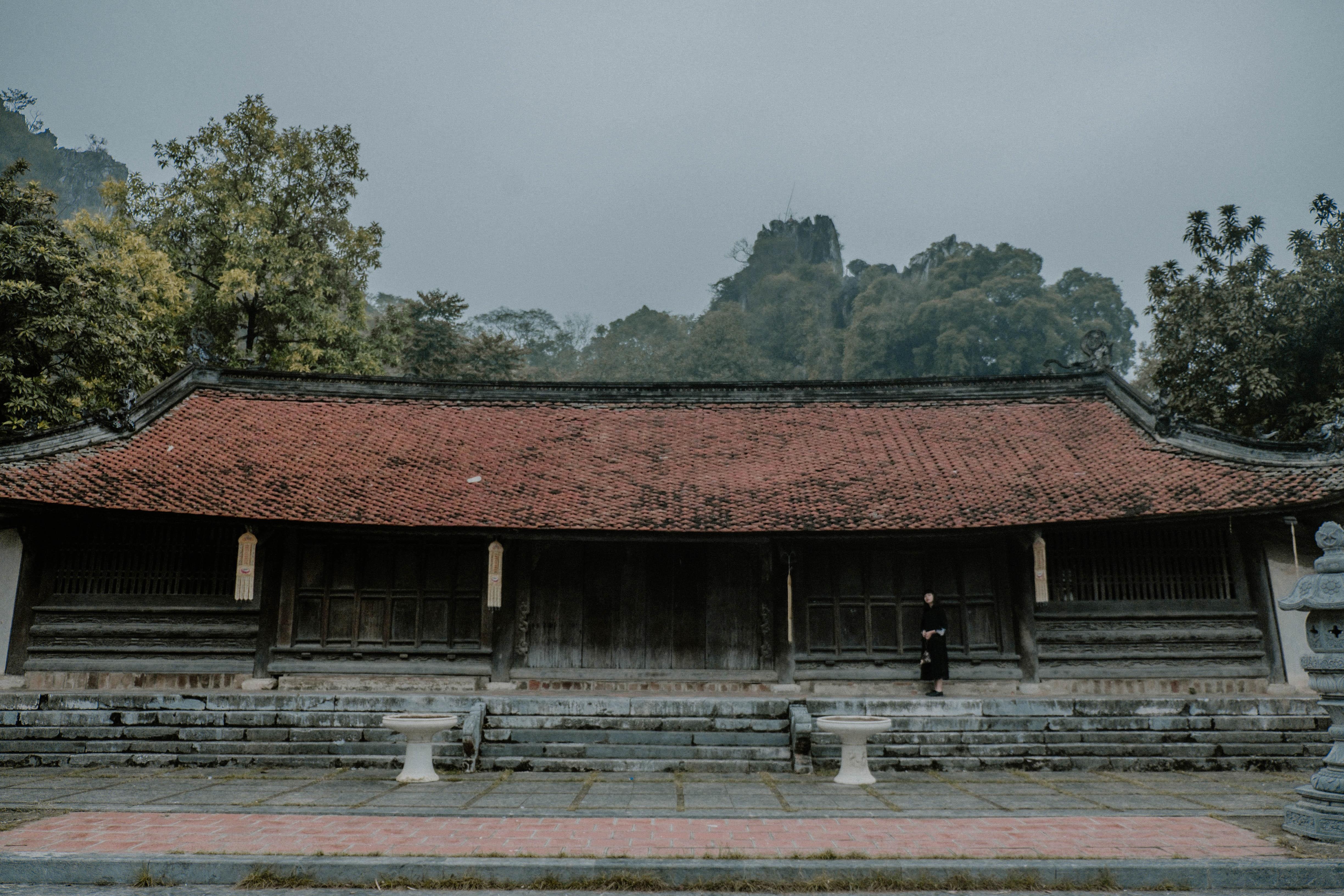 Chua gan Ha Noi anh 3