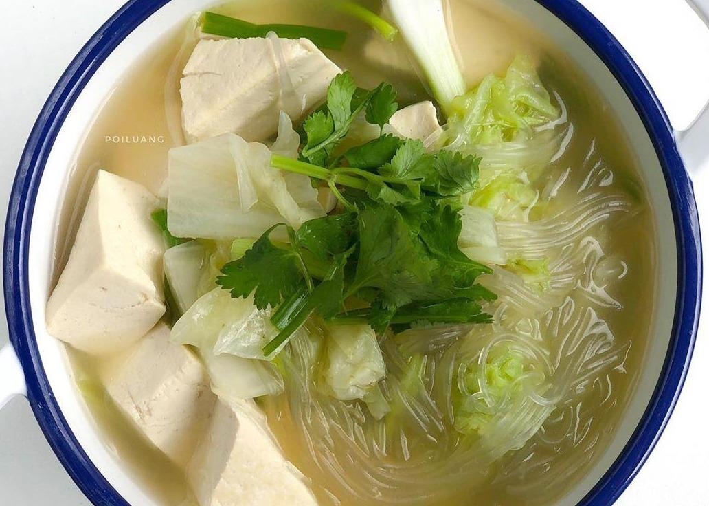 Canh mien nau cai thao, dau phu de lam cho ngay nong hinh anh