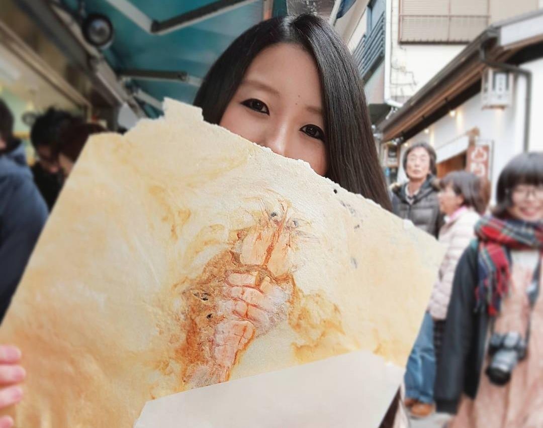 Banh gao hoa thach, mon ngon Nhat Ban khien du khach giat minh hinh anh