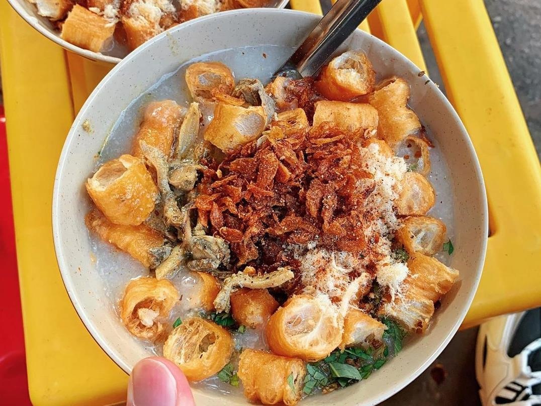 Chao long, lau tteokbokki va 7 mon nong hoi ngay Ha Noi tro lanh hinh anh